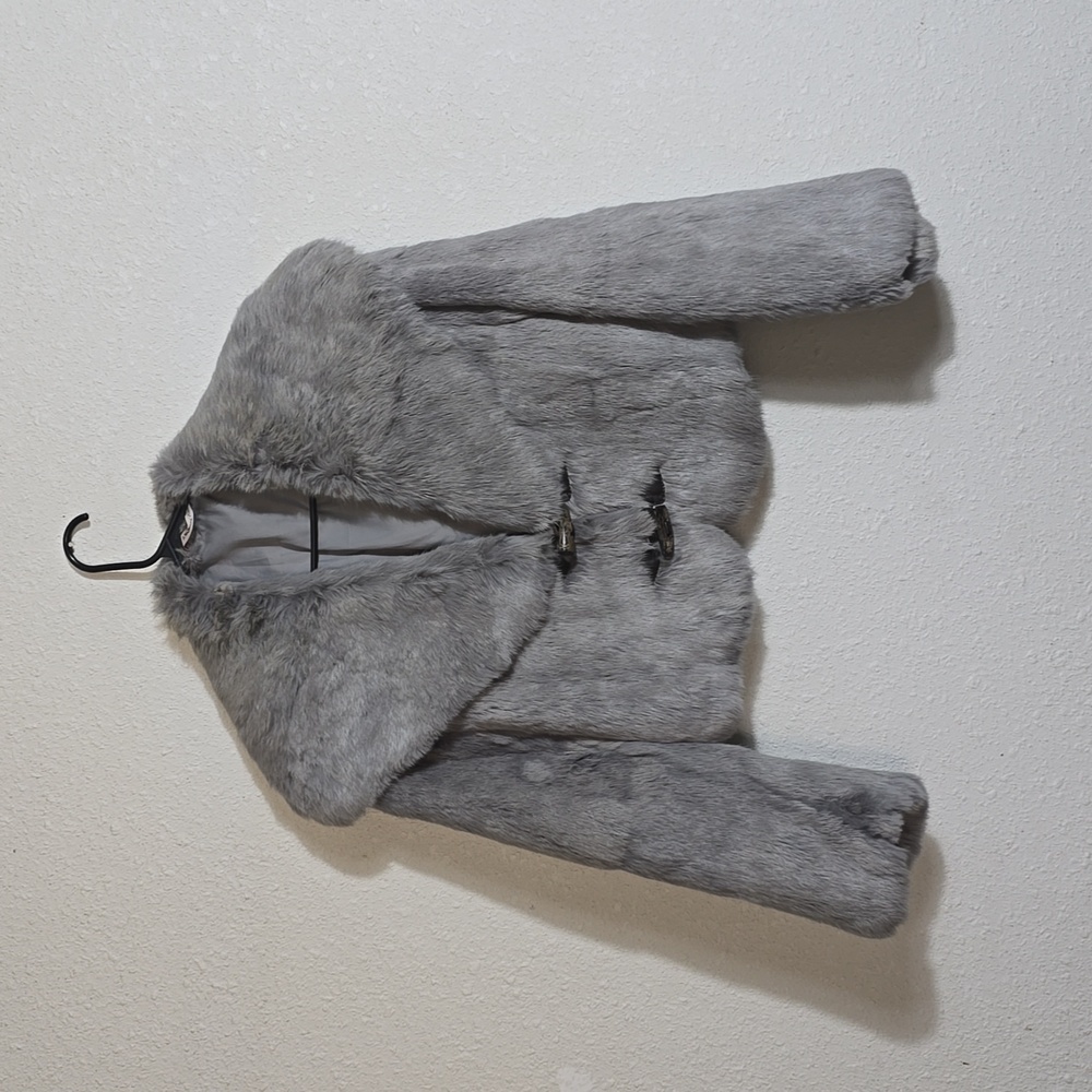 Rabbit short vest